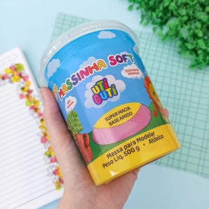 MASSINHA DE MODELAR SOFT 500G AMARELO UTI GUTI